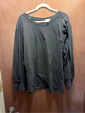 Terra & Sky Black Crewneck Pullover